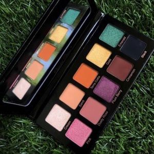 Violet Voss Essential Eyeshadow Palette